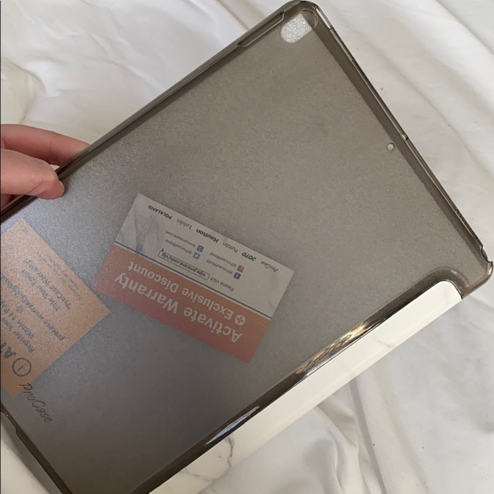 iPad case - Picture 4 of 5
